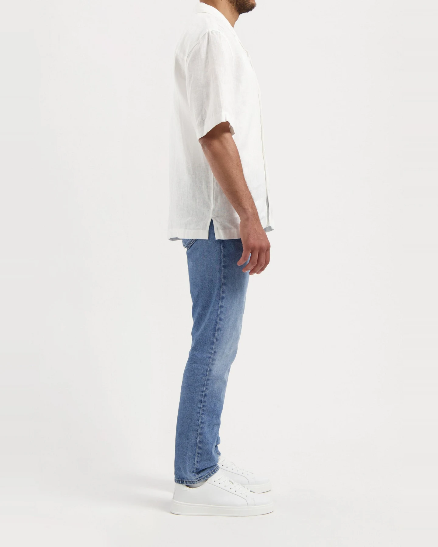 MUD Jeans Herren vegan Jeans Mid Tapered Hank Medium Aged – Ansicht 2