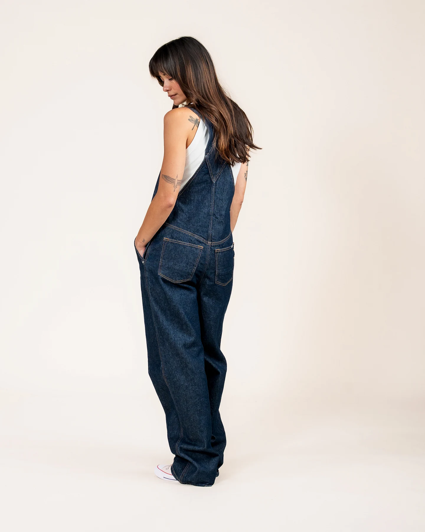 Kuyichi Damen vegan Latzhose Jonna Dunkelblau – Ansicht 2