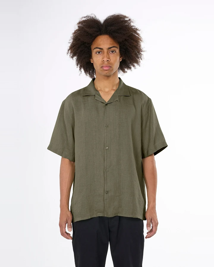 KnowledgeCotton Apparel Herren vegan Hemd Mit Kurzen Ärmeln Box Fit Burned Olive