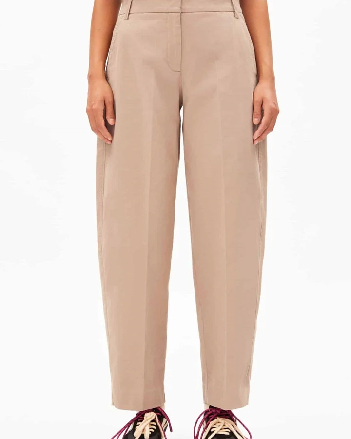 ARMEDANGELS Damen vegan Hose Barrel Leg Twill Beige