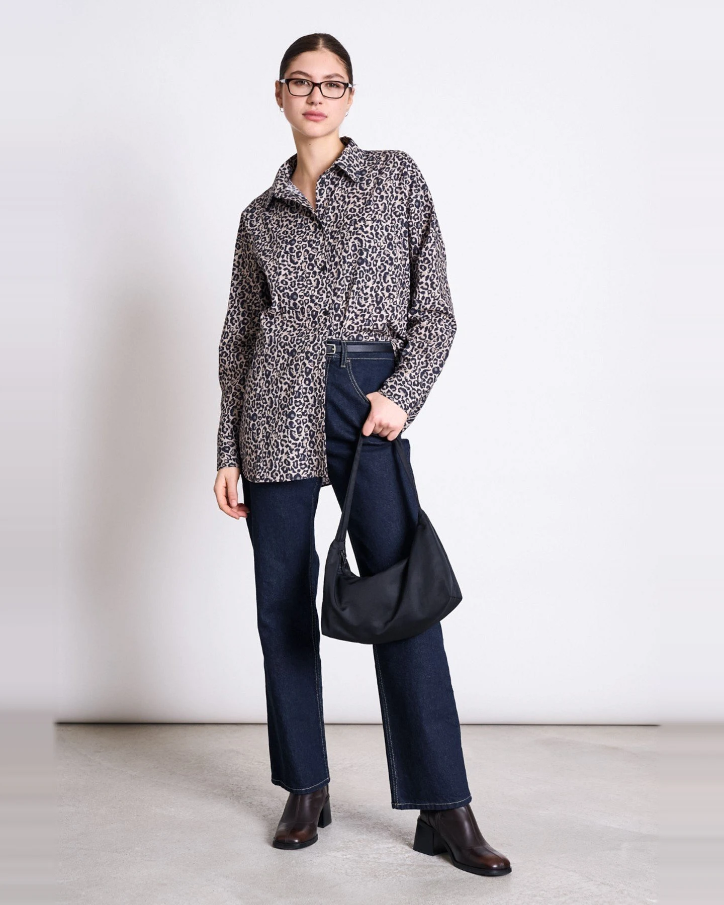 Bluse Oversized Mamro Leo Print Braun – Ansicht 3