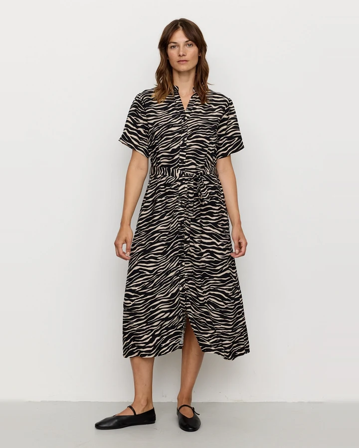 Recolution Damen vegan Kleid Silene Zebra Schwarz