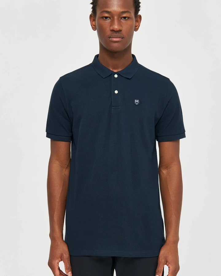 KnowledgeCotton Apparel Herren vegan Poloshirt Basic Badge Total Eclipse Navy