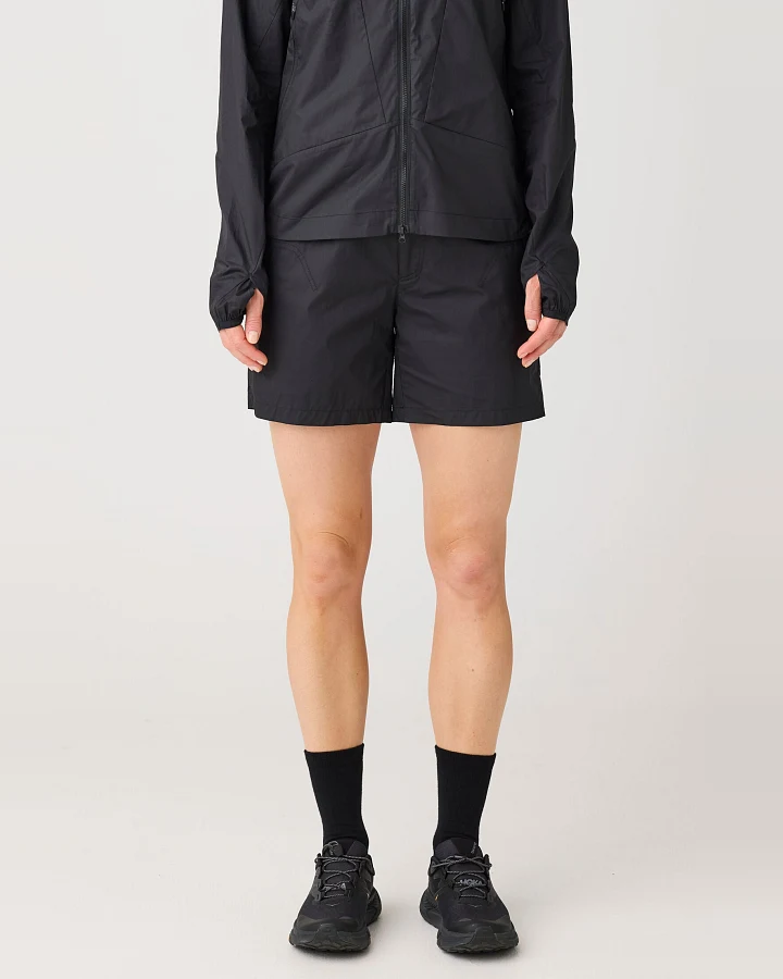 KnowledgeCotton Apparel Damen vegan Shorts Vent Ripstop 90 Black Jet