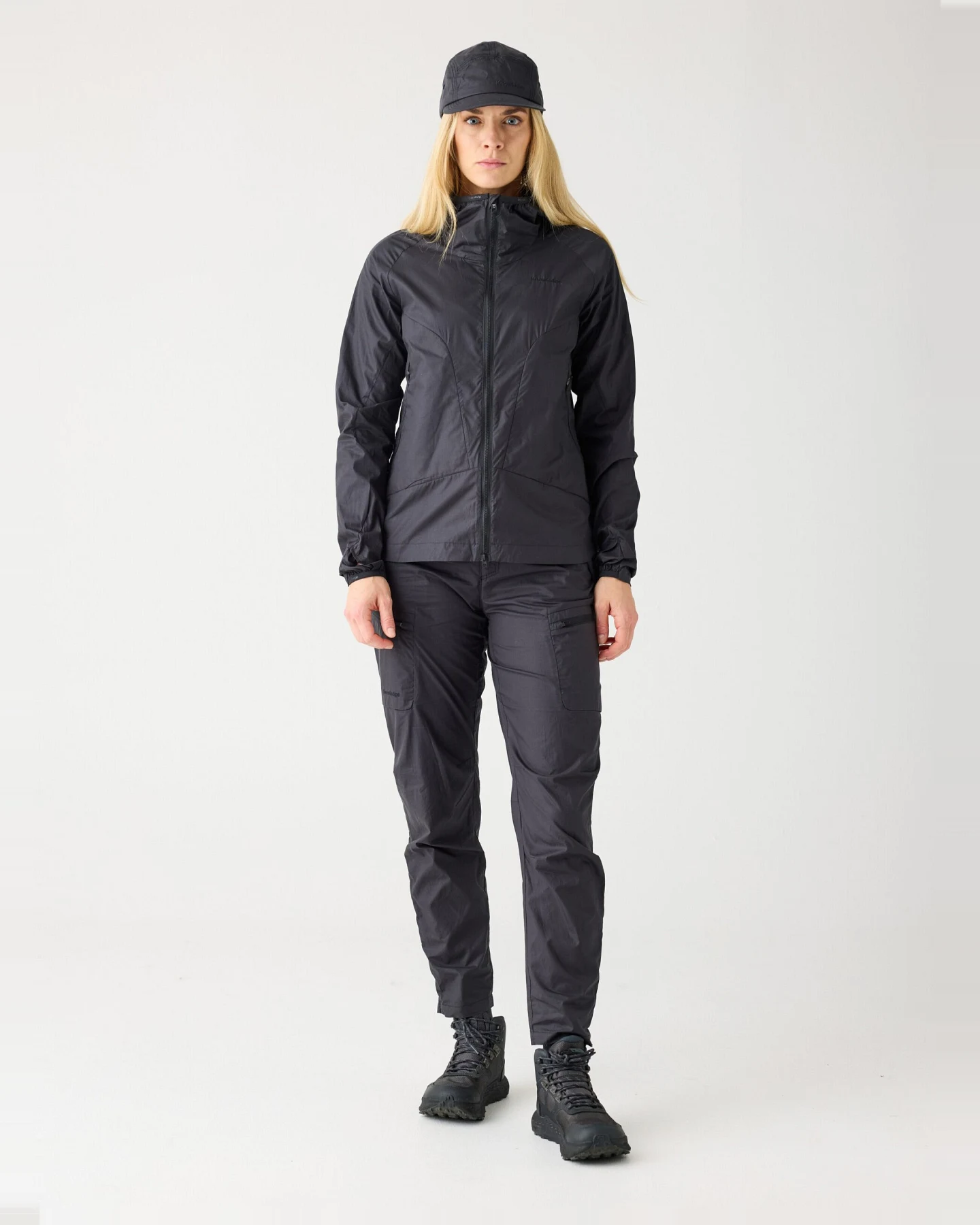 KnowledgeCotton Apparel Damen vegan Hose Vent Ripstop 90 Black Jet – Ansicht 2