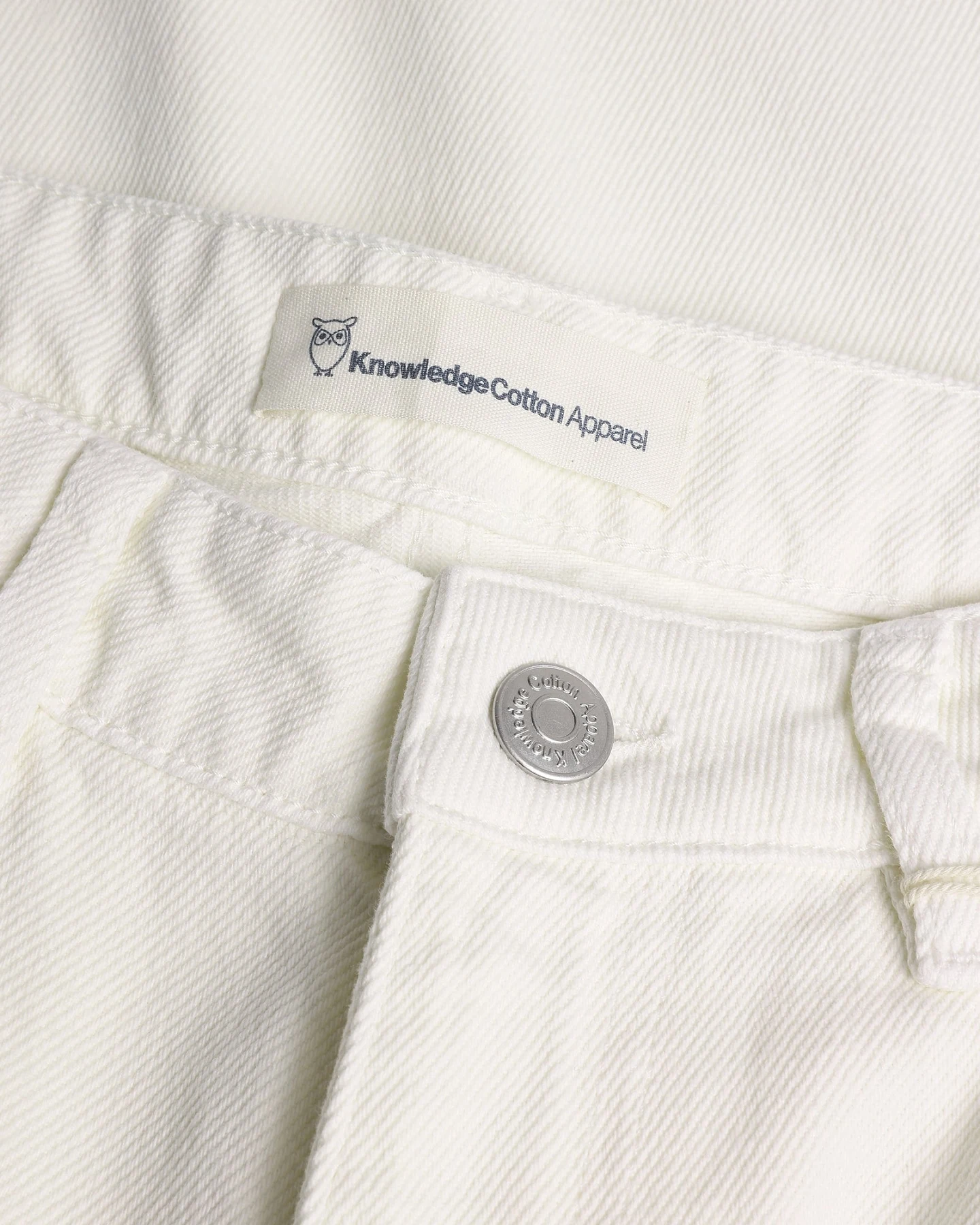KnowledgeCotton Apparel Damen vegan Hose Gale Regular Twill Egret Weiß – Ansicht 2