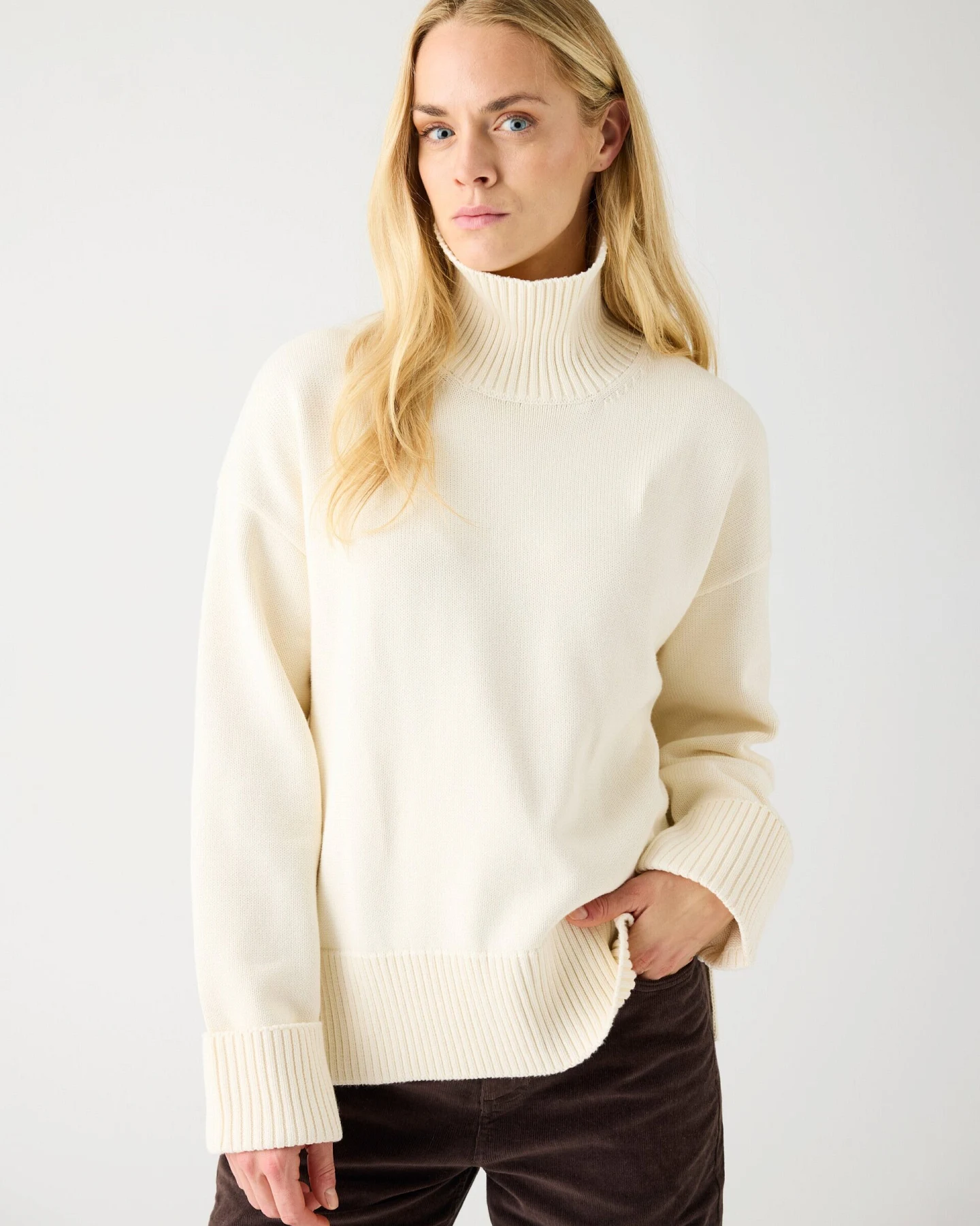 KnowledgeCotton Apparel Damen vegan Pullover Rundhalsausschnitt Egret Weiß – Ansicht 2