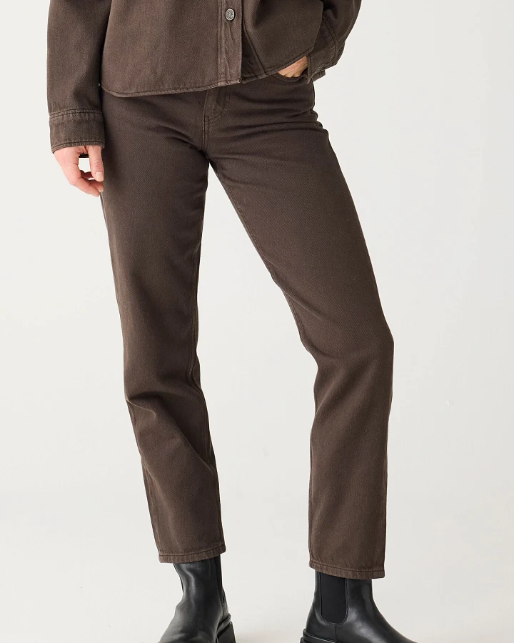 KnowledgeCotton Apparel Damen vegan Hose Stella Slim Twill Chocolate Torte