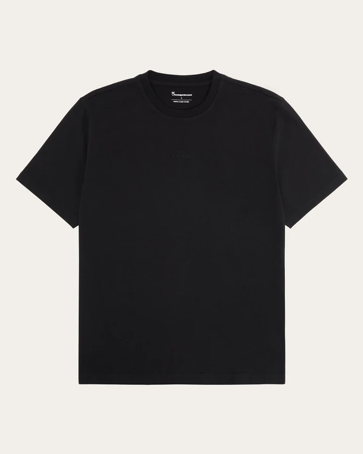 KnowledgeCotton Apparel Herren vegan T-Shirt Herren Bruststickerei Black Jet