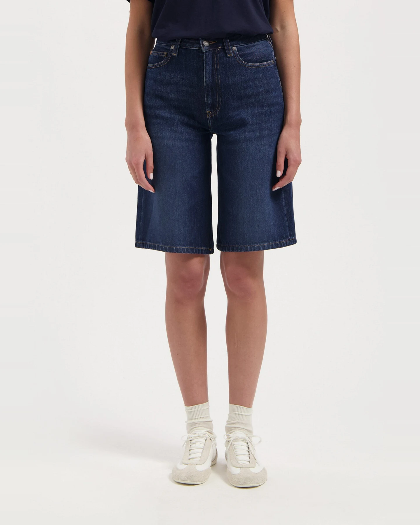 MUD Jeans Damen vegan Shorts Denim Roxy Faded Vintage – Ansicht 2