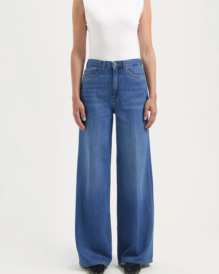MUD Jeans Damen vegan Jeans High Loose Flow Sara Medium Vintage Stone