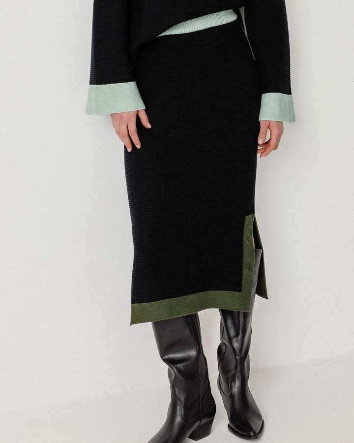 SKFK Damen vegan Rock Gilda Schwarz