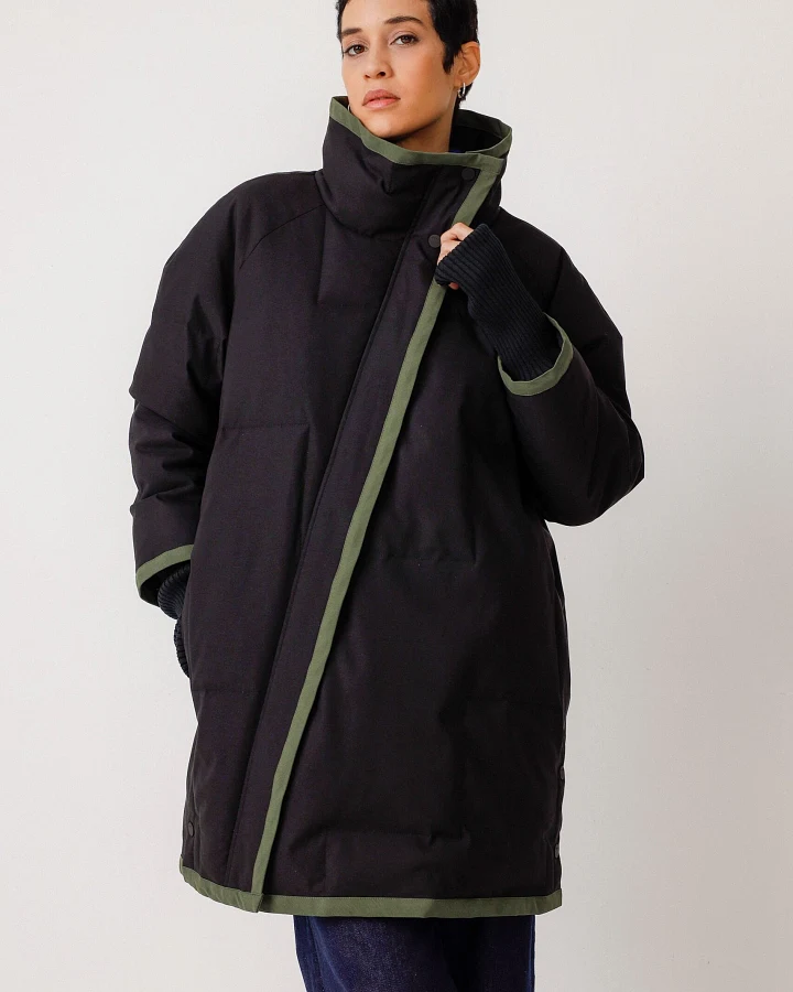 SKFK Damen vegan Jacke Mit Übergroßem Kragen Sorkun Schwarz