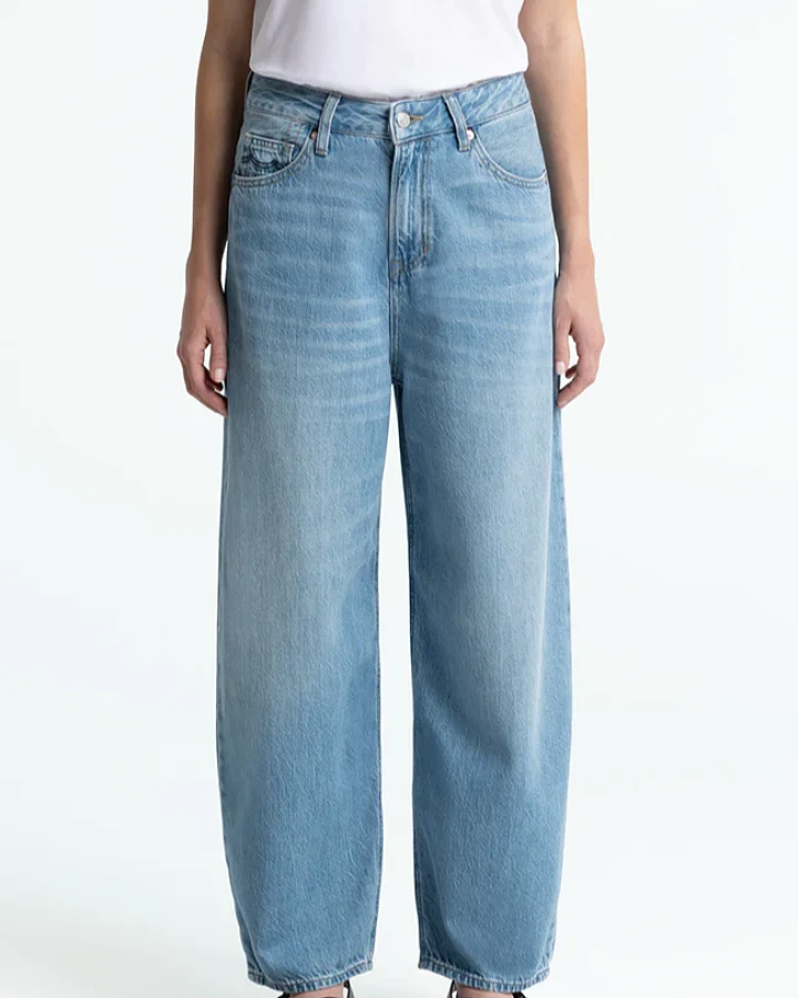 Kings of Indigo Damen vegan Jeans Leila Super Hellblau
