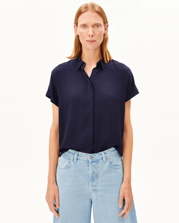 ARMEDANGELS Damen vegan Bluse Larisaana Tinted Navy