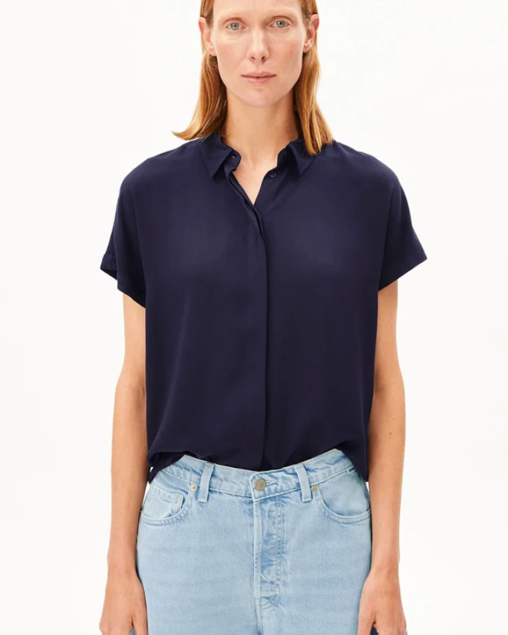 ARMEDANGELS Damen vegan Bluse Larisaana Tinted Navy