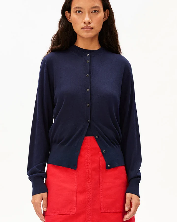 ARMEDANGELS Damen vegan Strickjacke Feinstrick Tinted Navy