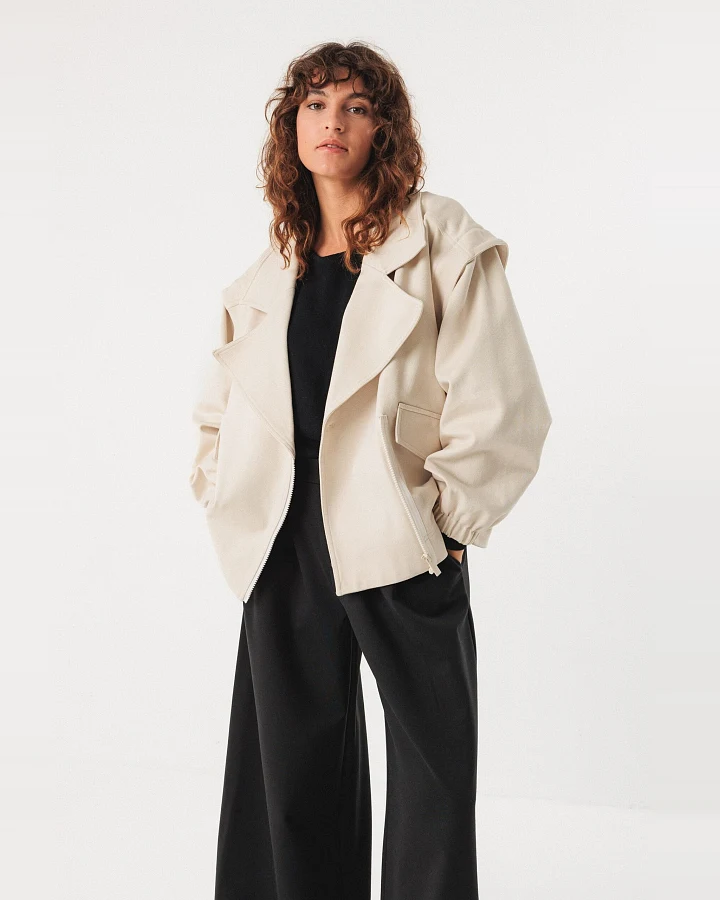 SKFK Damen vegan Jacke Maren Abnehmbare Ärmel Beige