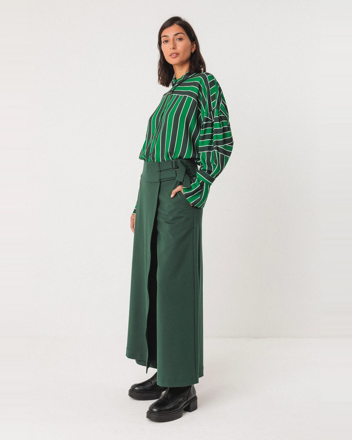 SKFK Damen vegan Hemd Lone Grün/Schwarz – Ansicht 2