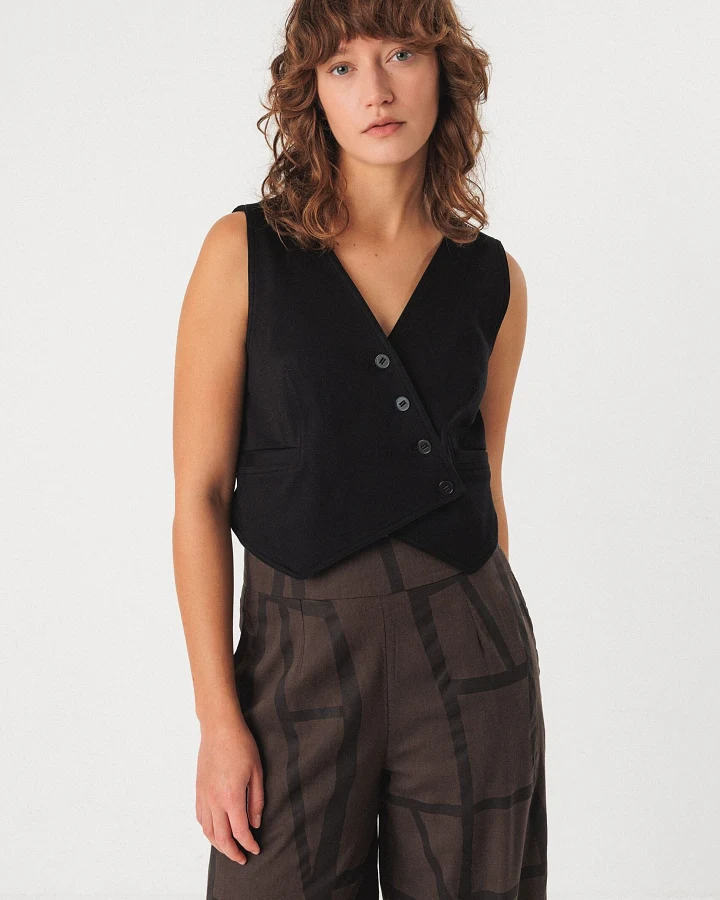 SKFK Damen vegan Weste Barria Schwarz