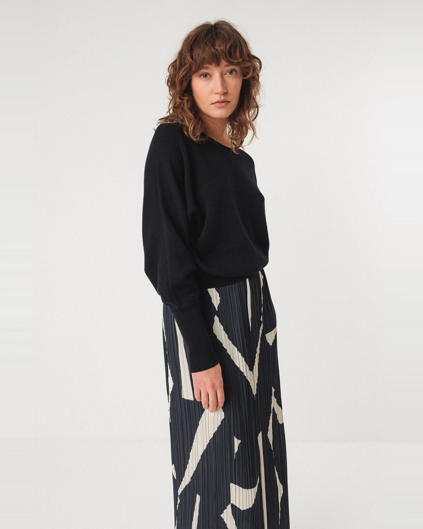 SKFK Damen vegan Strickpullover Ibar Schwarz – Ansicht 2