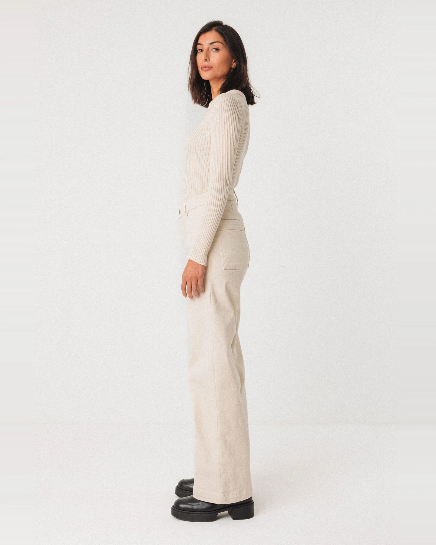 SKFK Damen vegan Hose Ainhize Beige – Ansicht 2