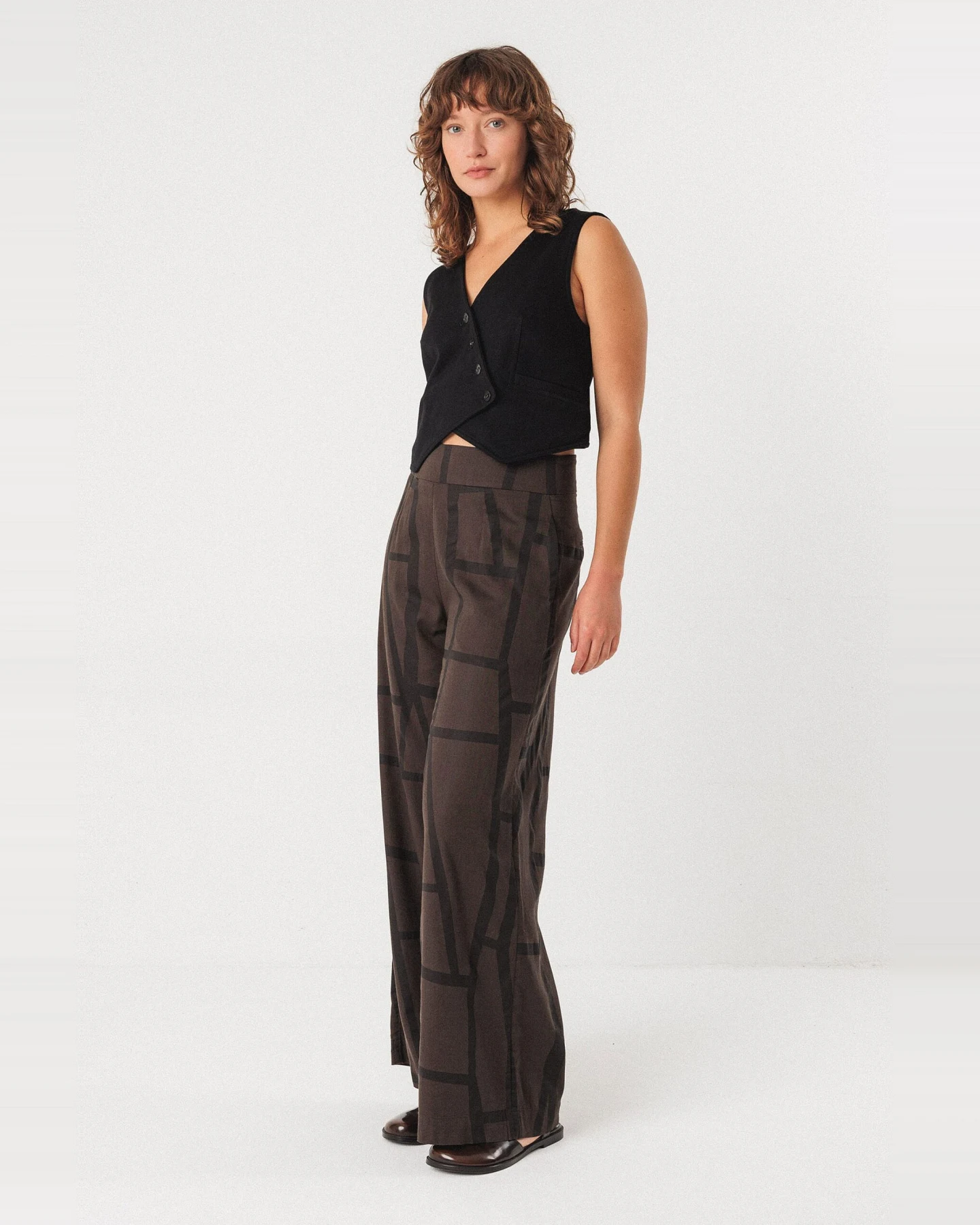 SKFK Damen vegan Hose Ekieta Brown – Ansicht 2