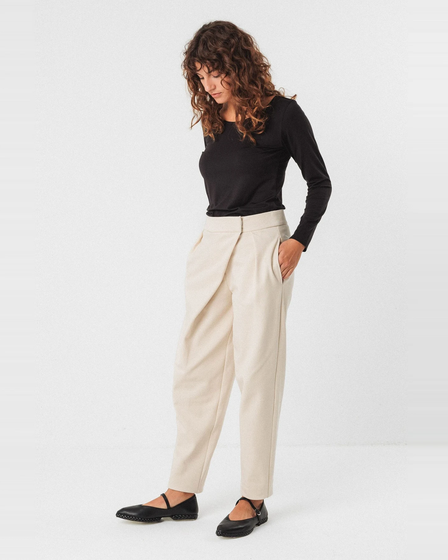 SKFK Damen vegan Hose Goiane Beige – Ansicht 2
