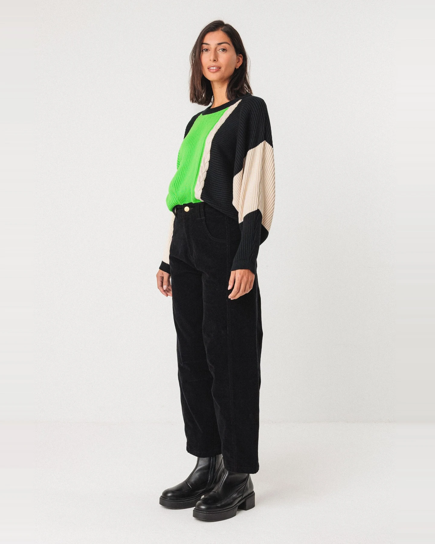 SKFK Damen vegan Hose Narkue Schwarz – Ansicht 2