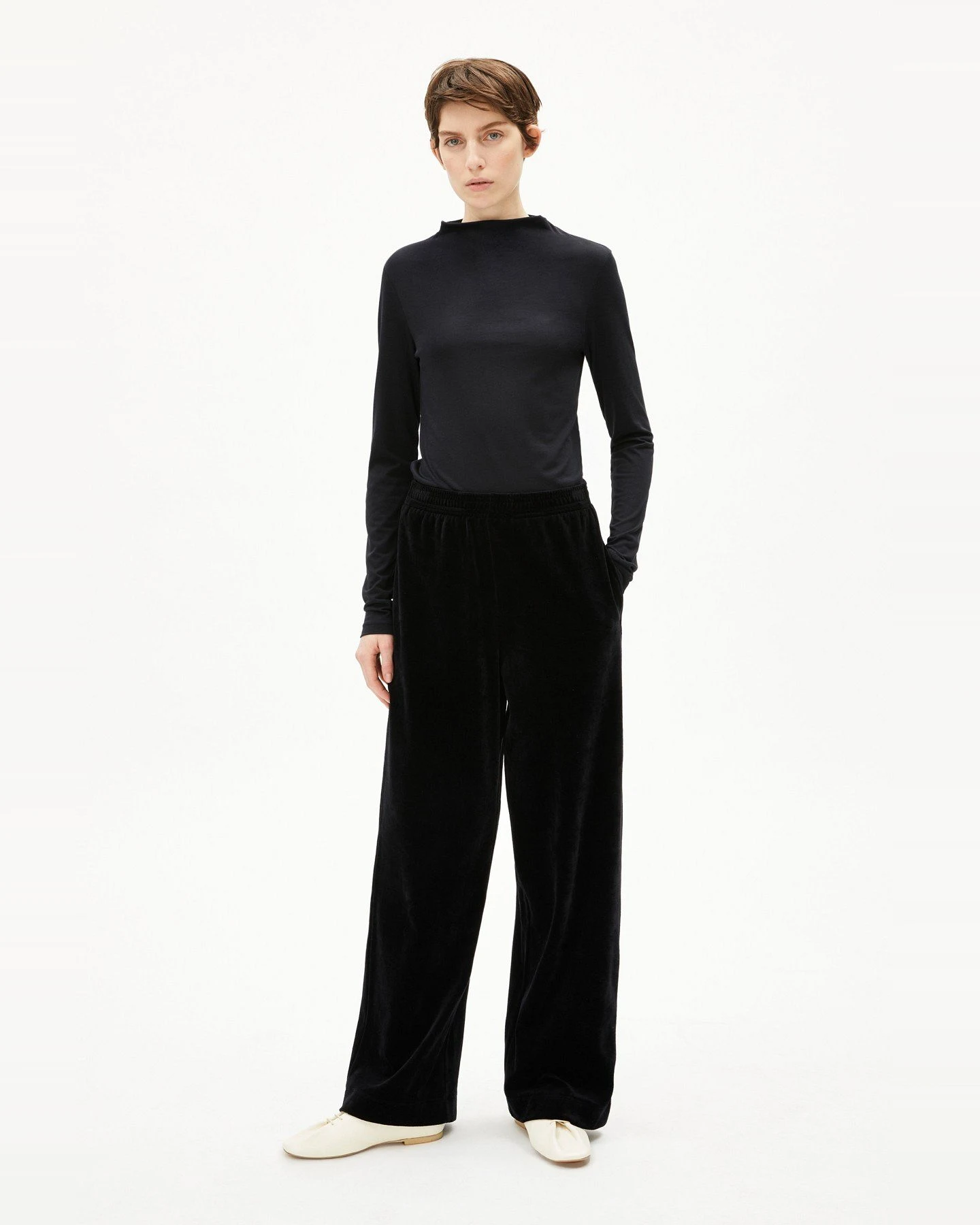 Hose Vatinaa Velvet Schwarz – Ansicht 4