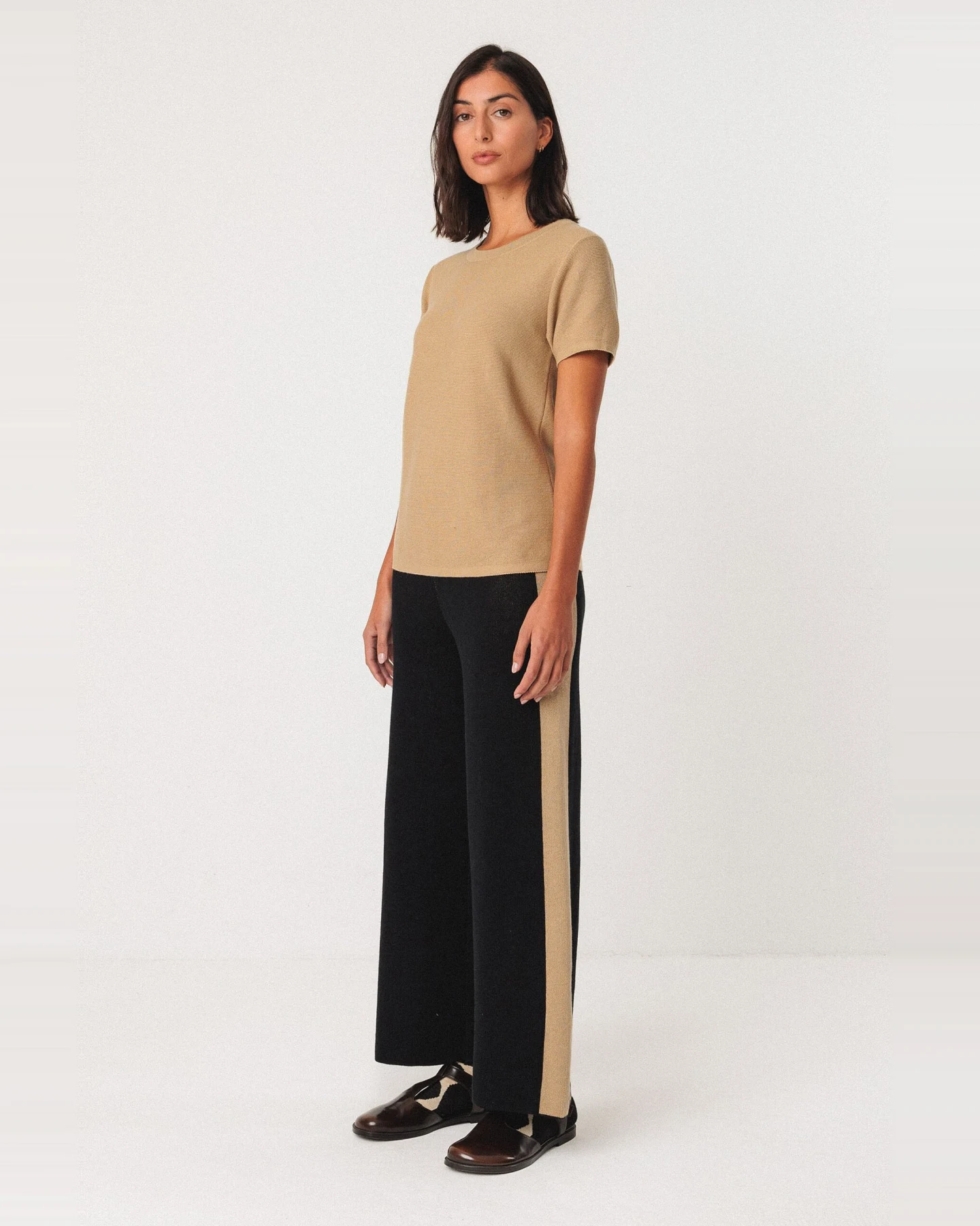 SKFK Damen vegan T-Shirt Bidari Beige – Ansicht 2