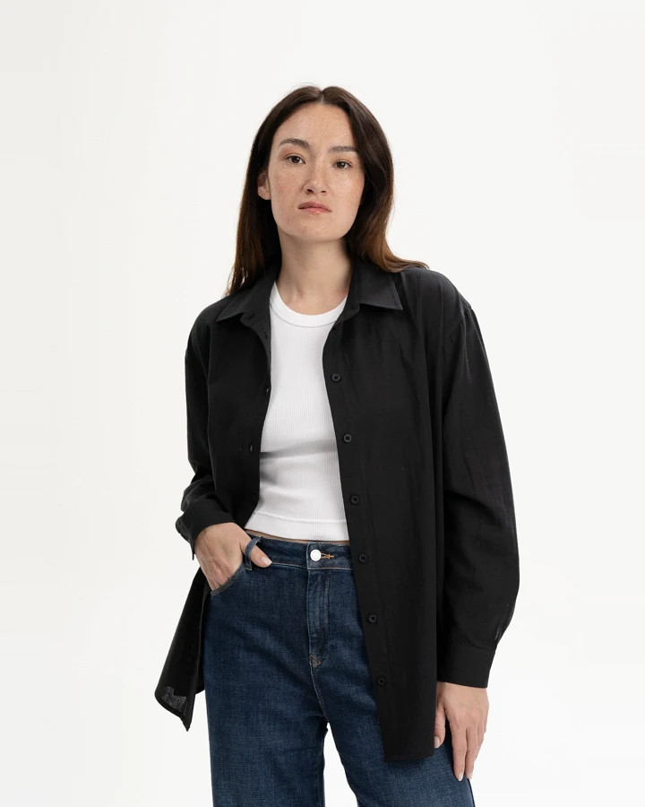 MELA Damen vegan Bluse Naitee Holzkohle Schwarz