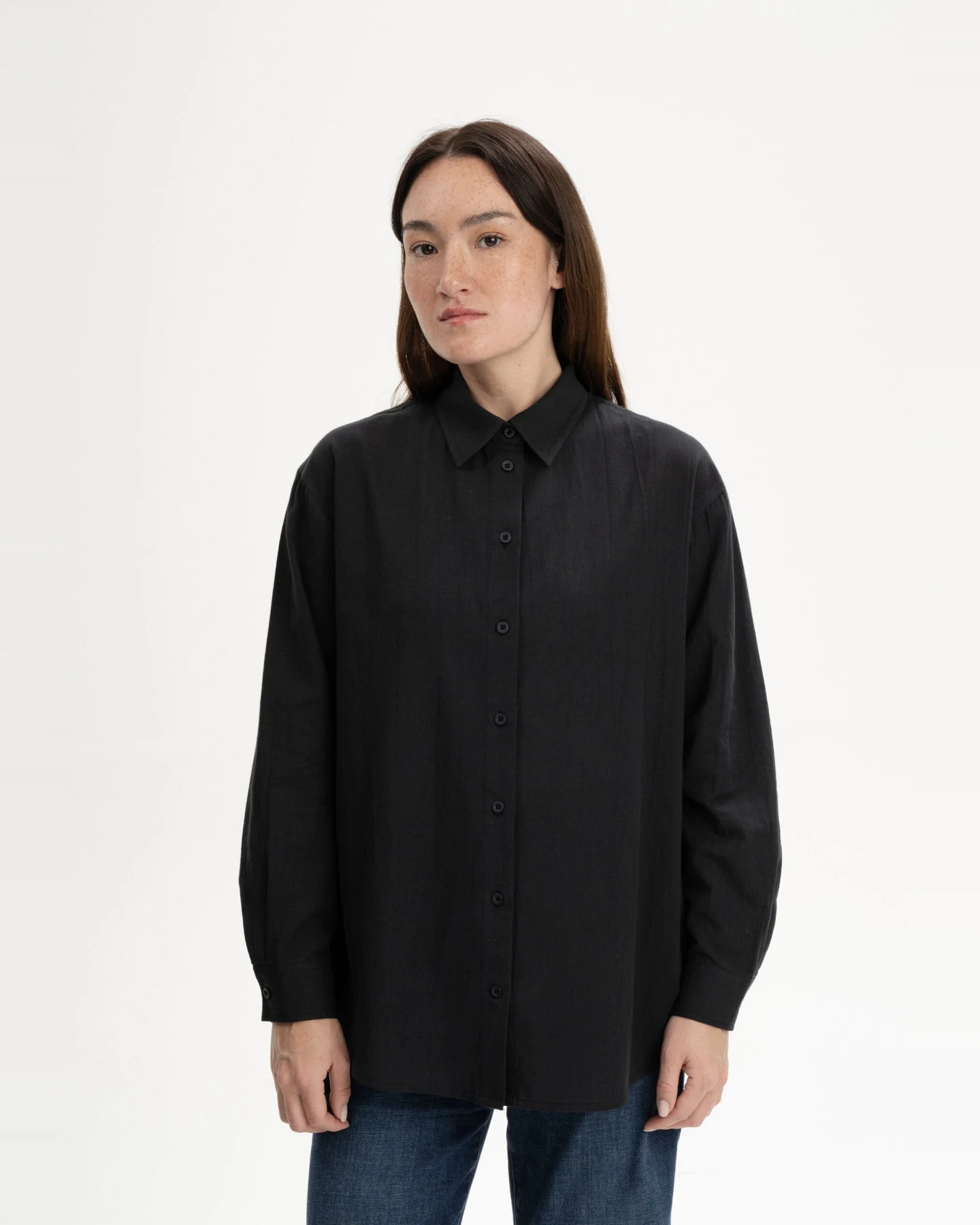 MELA Damen vegan Bluse Naitee Holzkohle Schwarz – Ansicht 2