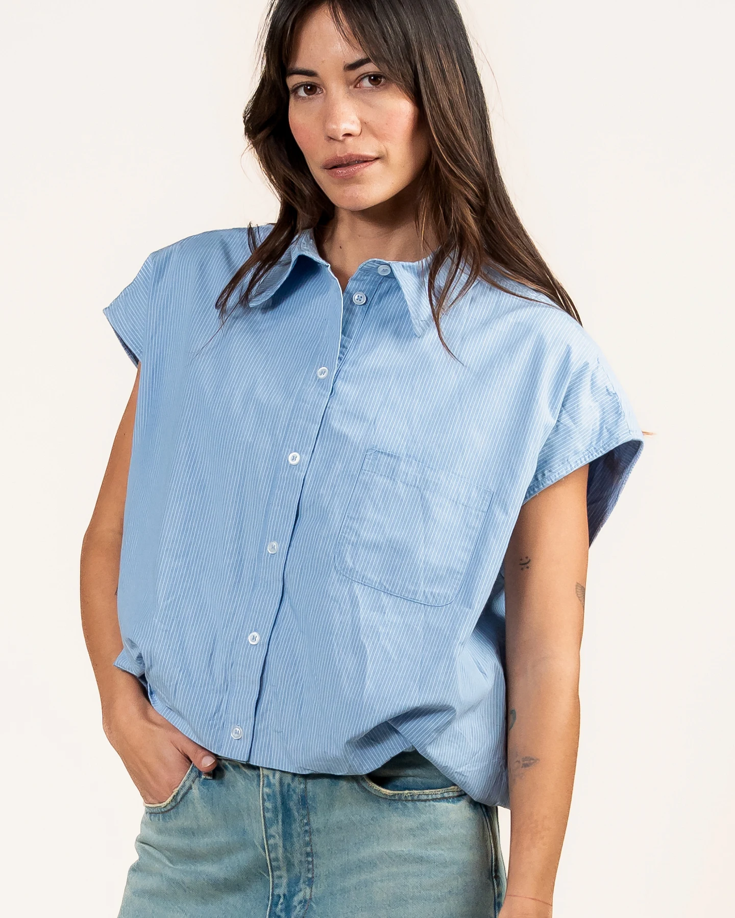 Kuyichi Damen vegan Bluse Dilek Blau Gestreift – Ansicht 2