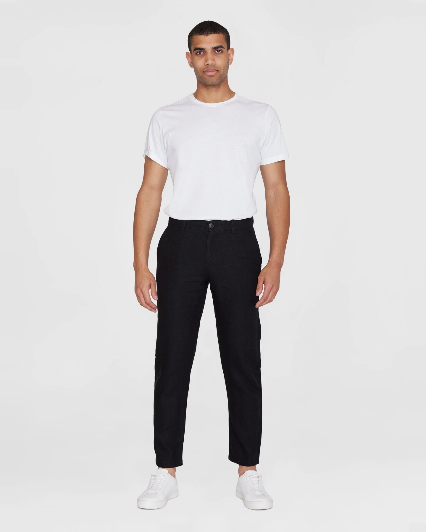 KnowledgeCotton Apparel Herren vegan Hose Leinen Chuck Regular Schwarz Jet – Ansicht 2