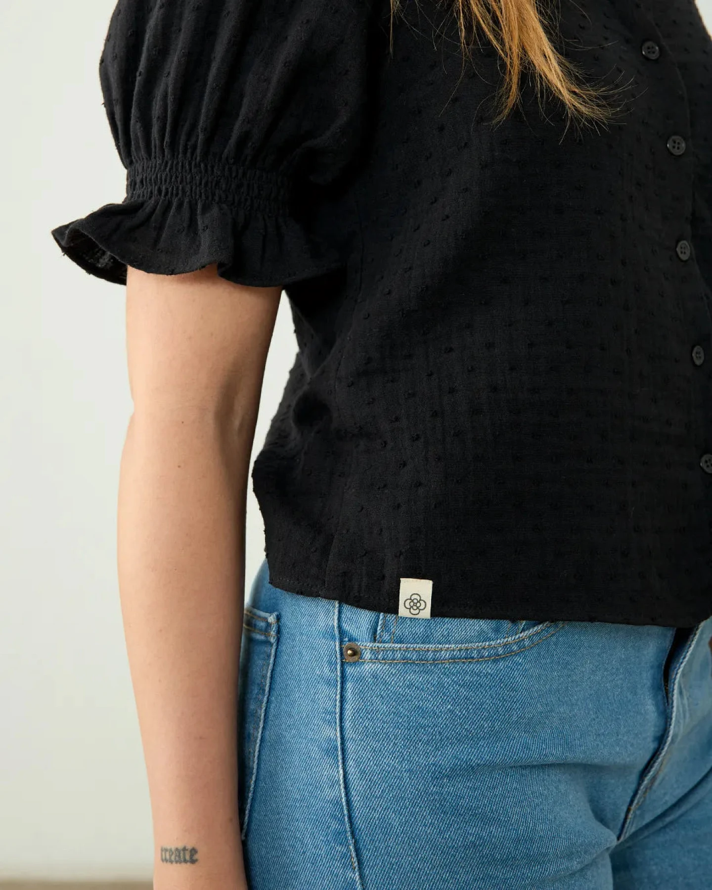Clotsy Damen vegan Bluse Marianne Schwarz – Ansicht 2