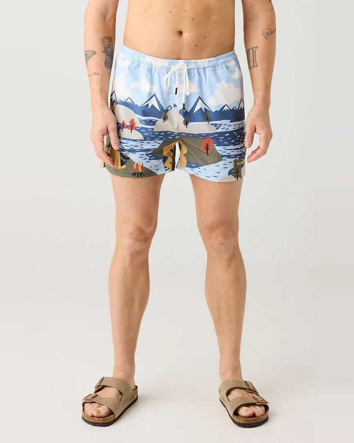 KnowledgeCotton Apparel Herren vegan Badeshorts Mid Thigh Print Blau