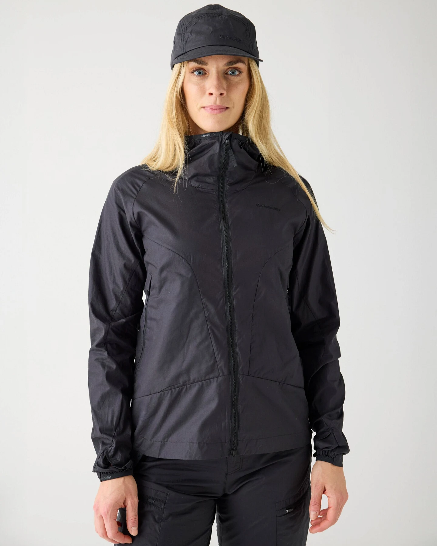 KnowledgeCotton Apparel Damen vegan Jacke Vent Ripstop 90 Black Jet – Ansicht 2