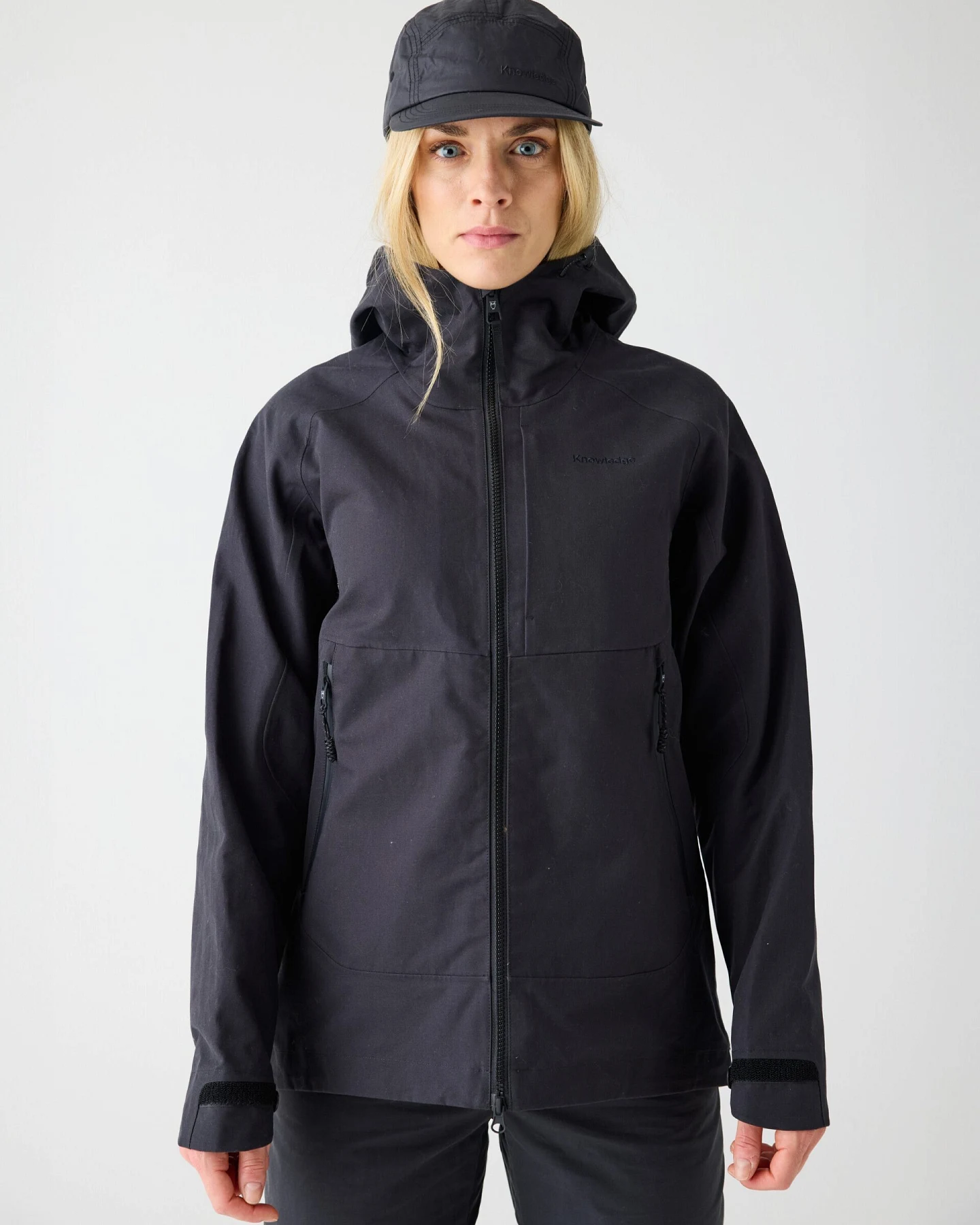 KnowledgeCotton Apparel Damen vegan Jacke Vent Canvas Shell 270 Black Jet – Ansicht 2