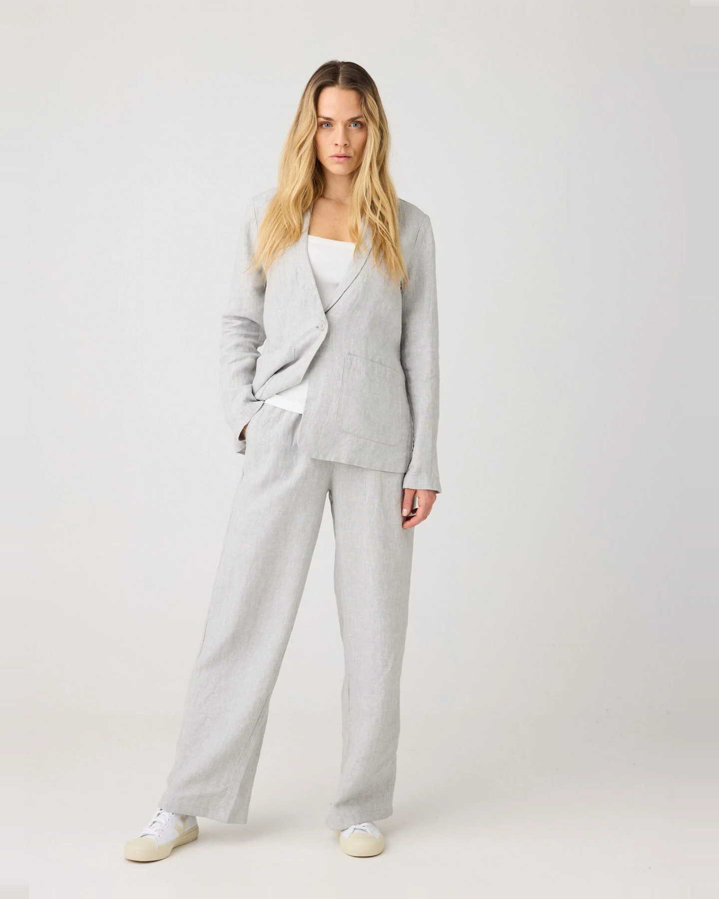 KnowledgeCotton Apparel Damen vegan Hose Posey Wide Leinen Ultimate Grau – Ansicht 2