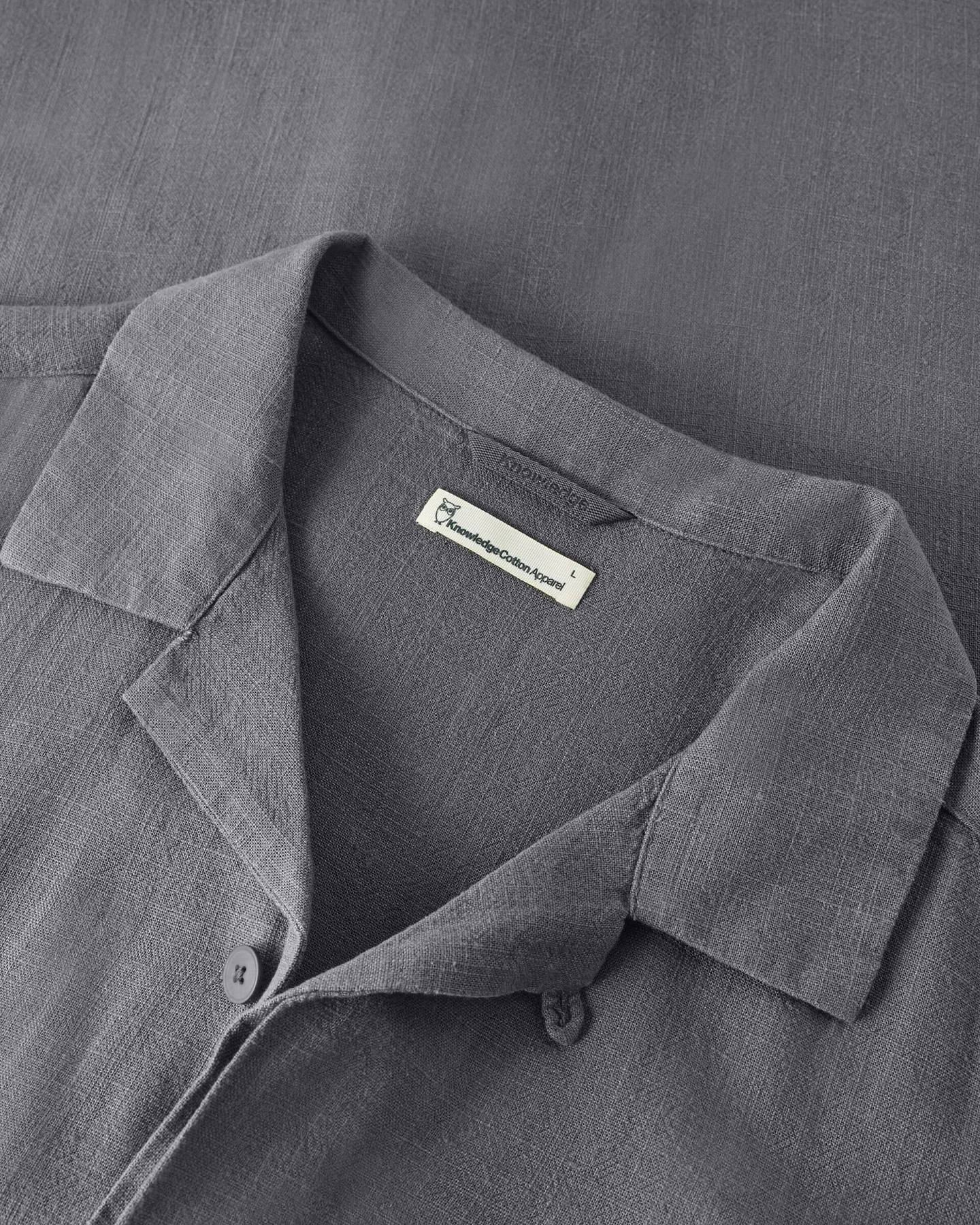 KnowledgeCotton Apparel Herren vegan Kurzarmhemd Moss Relaxed Vintage Indigo – Ansicht 2
