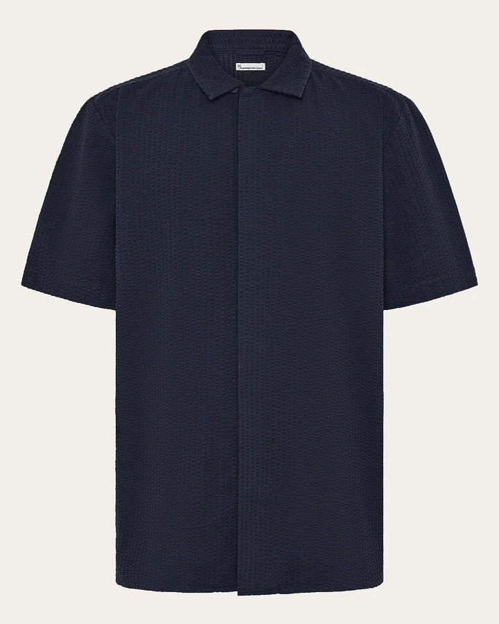 KnowledgeCotton Apparel Herren vegan Hemd Herren Relaxed Seersucker Short Sleeve Night Sky