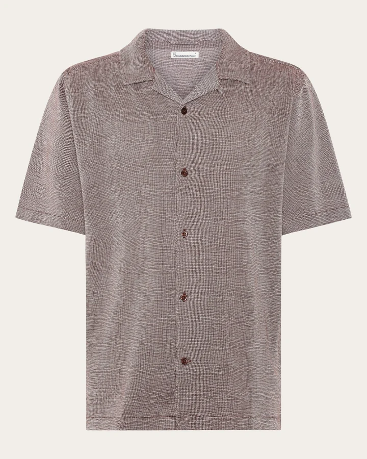 KnowledgeCotton Apparel Herren vegan Hemd Relaxed Short Sleeve Shaved Chocolate