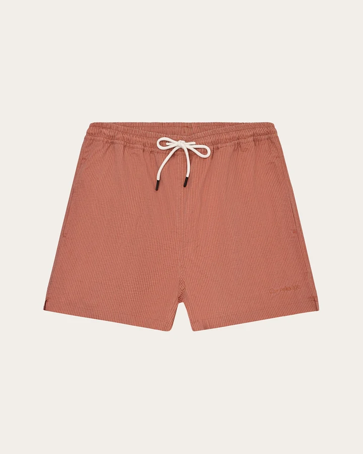 KnowledgeCotton Apparel Herren vegan Badeshorts Mid Thigh Seersucker Burnt Brick