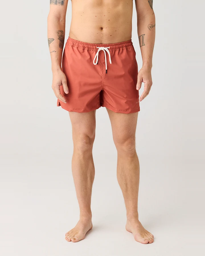KnowledgeCotton Apparel Herren vegan Badeshorts Bay Stretch Burnt Brick