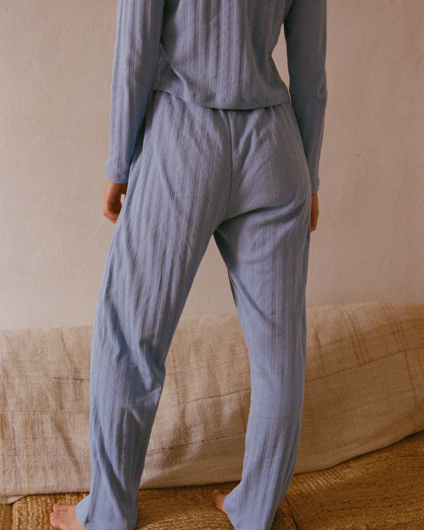 Nénés Damen vegan Hose Maud Blue – Ansicht 2