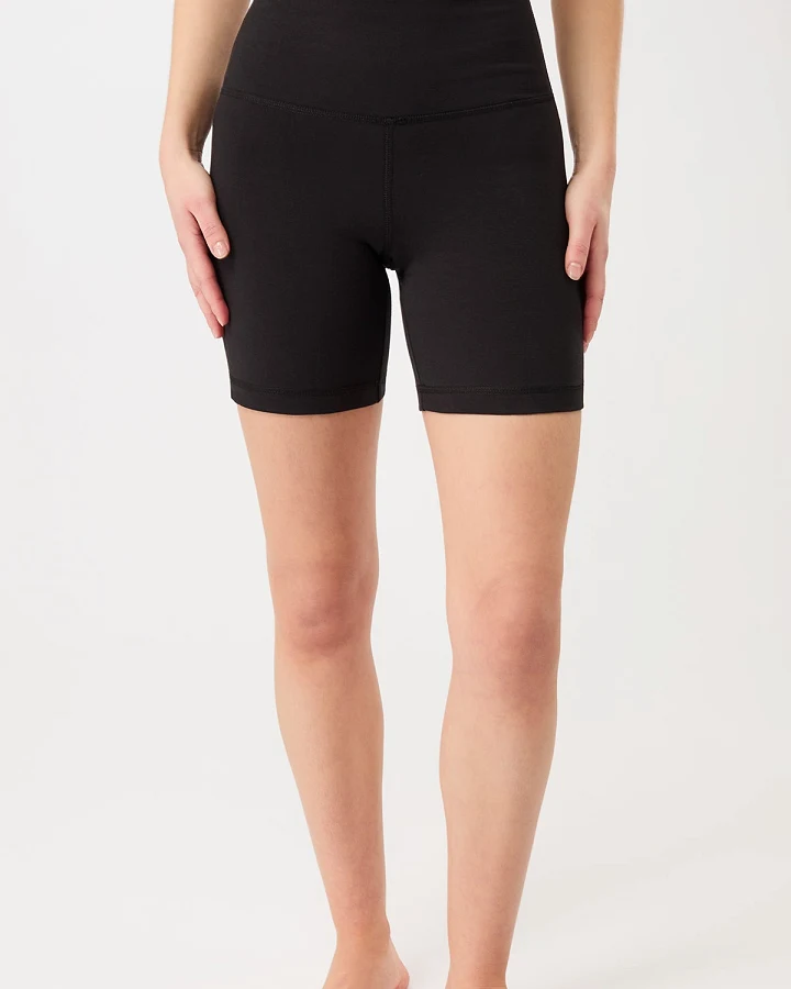 MANDALA Damen vegan Biker Shorts Schwarz