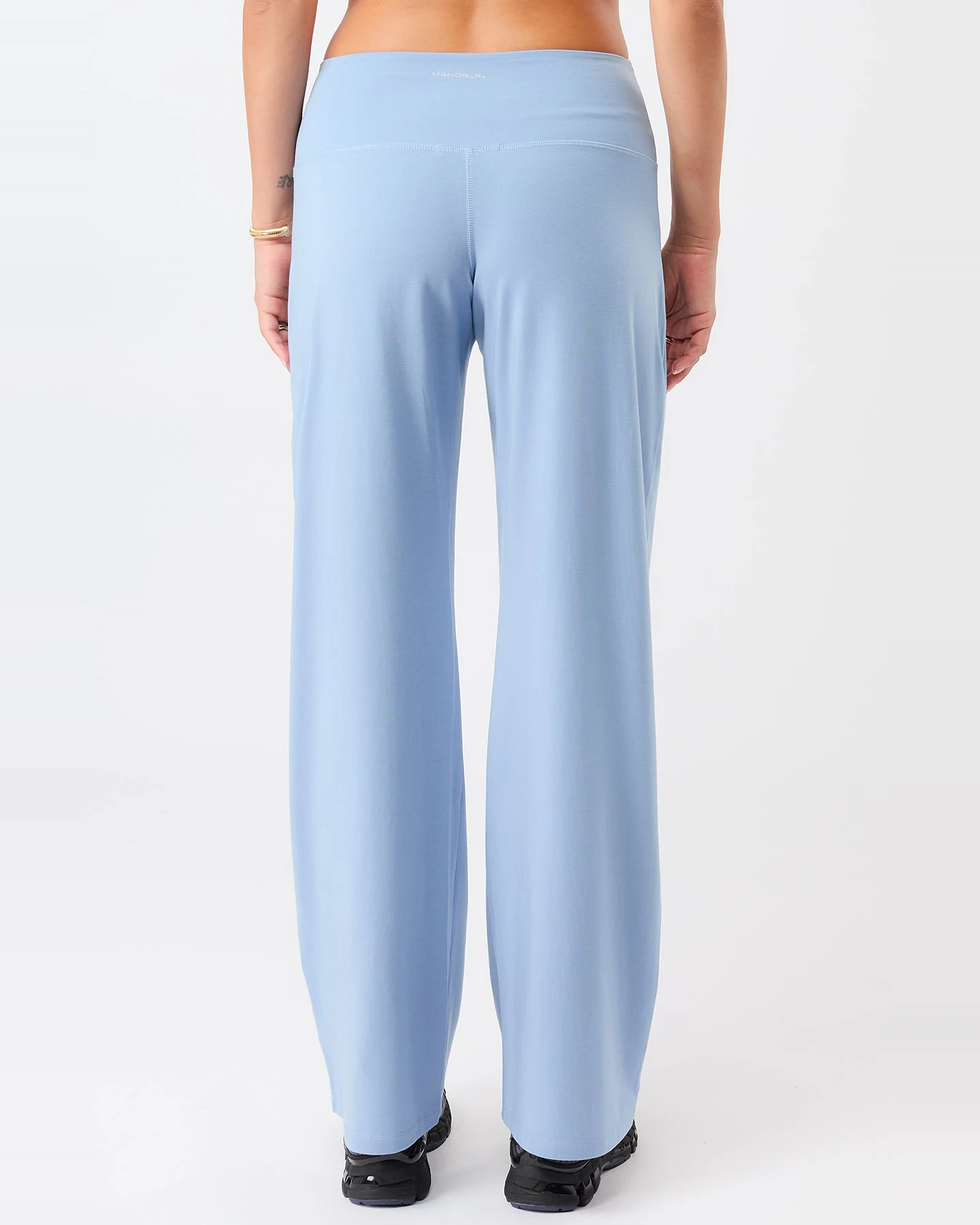MANDALA Damen vegan Hose Weites Bein Ozon Blau – Ansicht 2