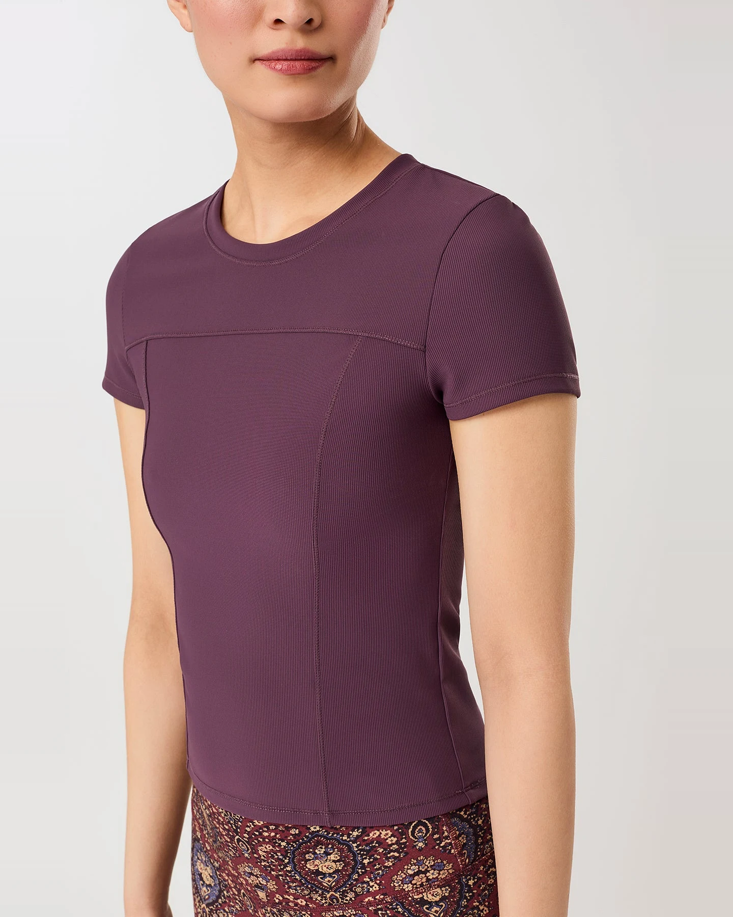 MANDALA Damen vegan T-Shirt Fitted Burgundy – Ansicht 2
