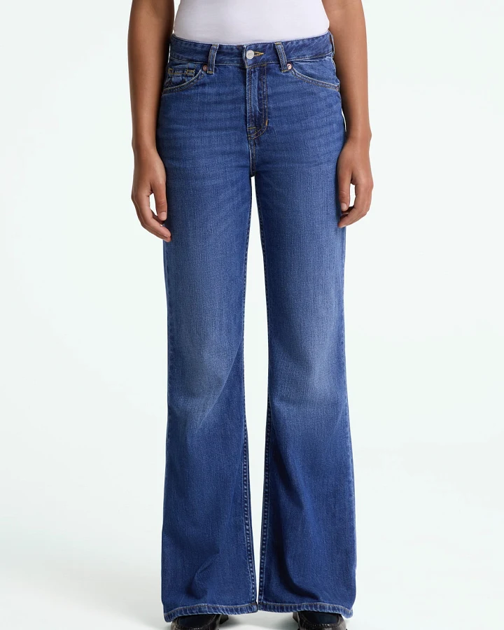 Kings of Indigo Damen vegan Jeans Kukiko Mid Washed Dunkelblau